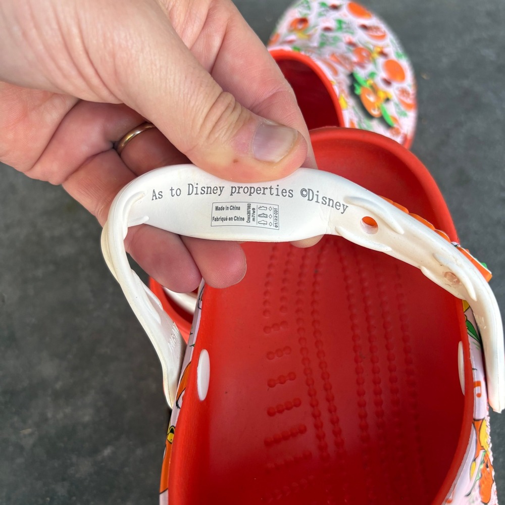 Crocs Disney 50th Anniversary Orange Bird Clogs M7 W9 White Orange Summer Travel - Picture 10 of 10